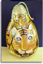 Golden Jingga